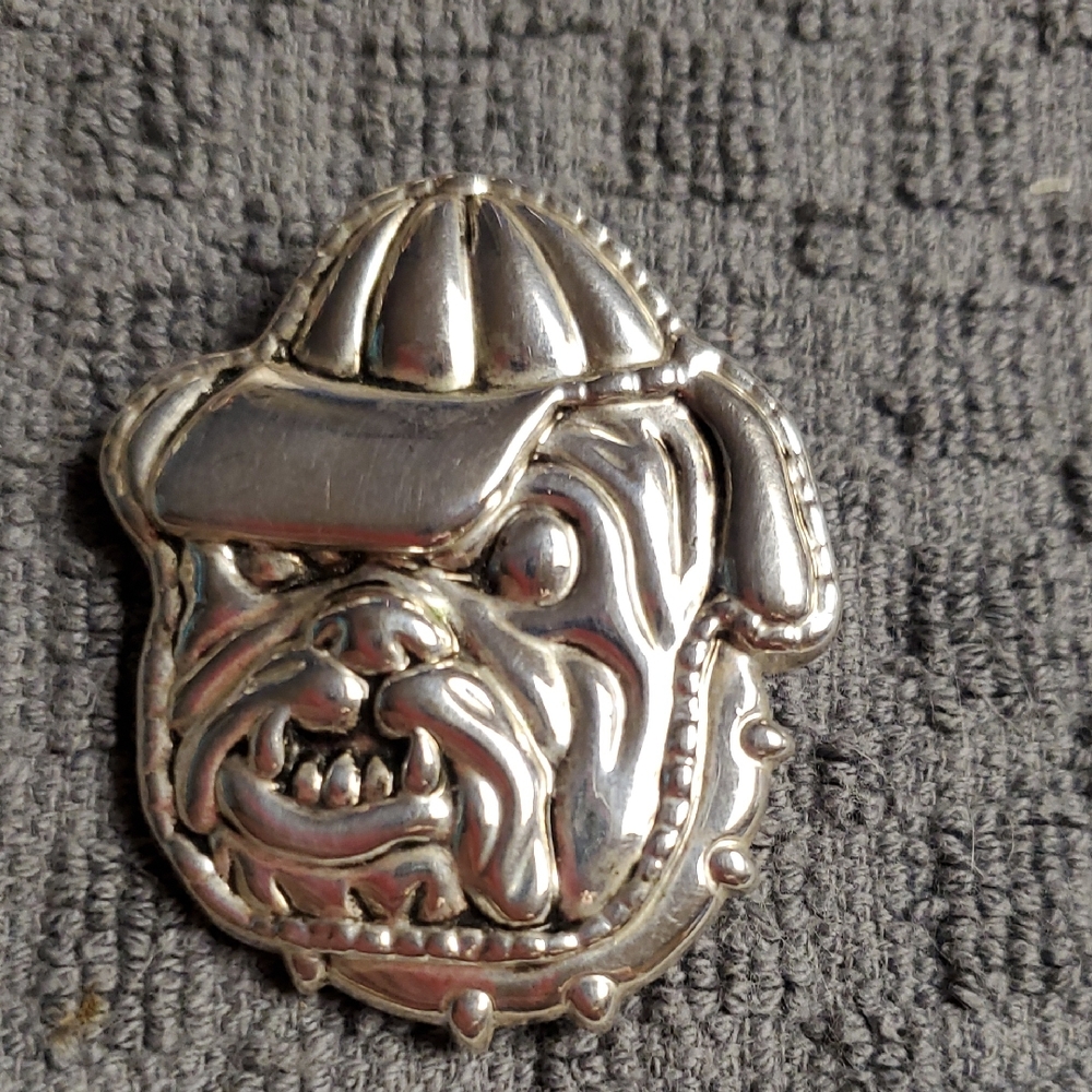 Georgia Bulldog Silver Tone Pendant- Brooch 2" X 1 3/4" Vintage